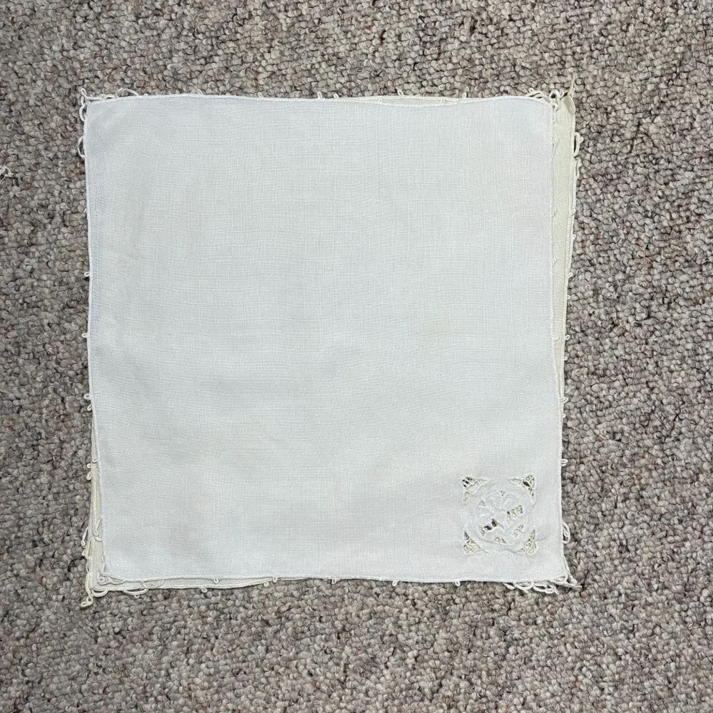 VTG SET OF 4 Linen Cut Work Corner Square Napkins 13
